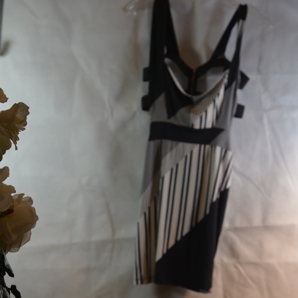 Poetry Clothing Black and White Stretchy Sundress M- nWT - Picture 2 of 8